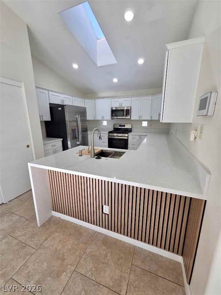 5692 Great Eagle Ct - Photo 6 of 23