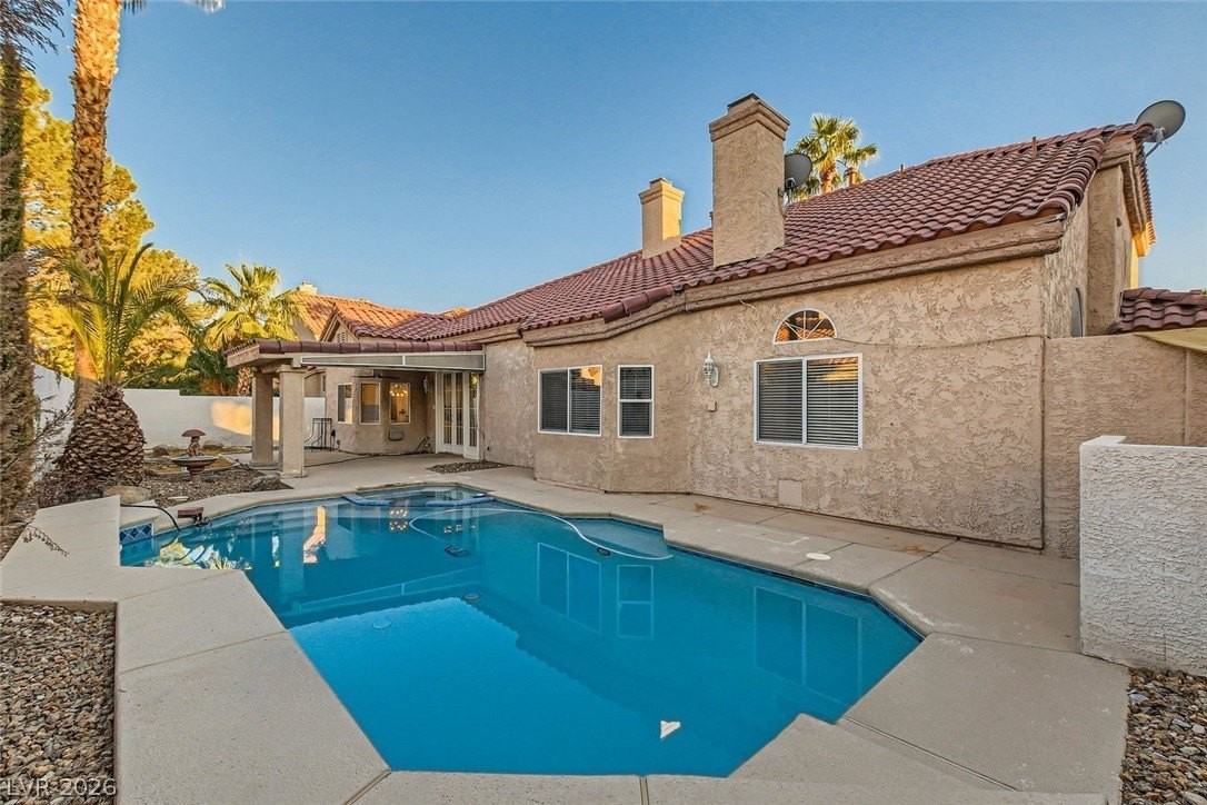 7624 Desert Largo Ave - Photo 2 of 32