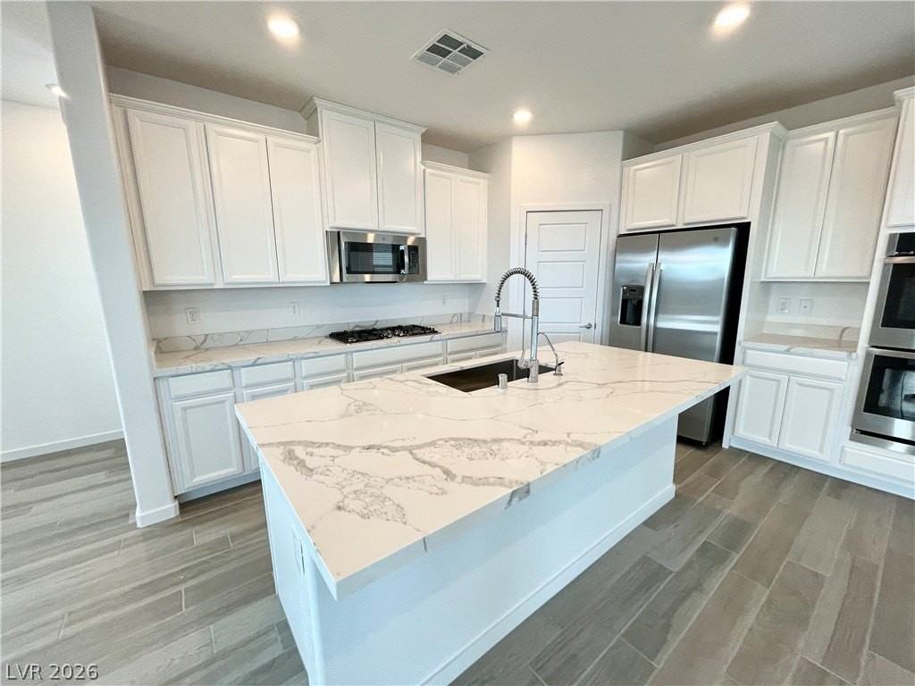 12413 Harbor Isle Ave - Photo 2 of 34