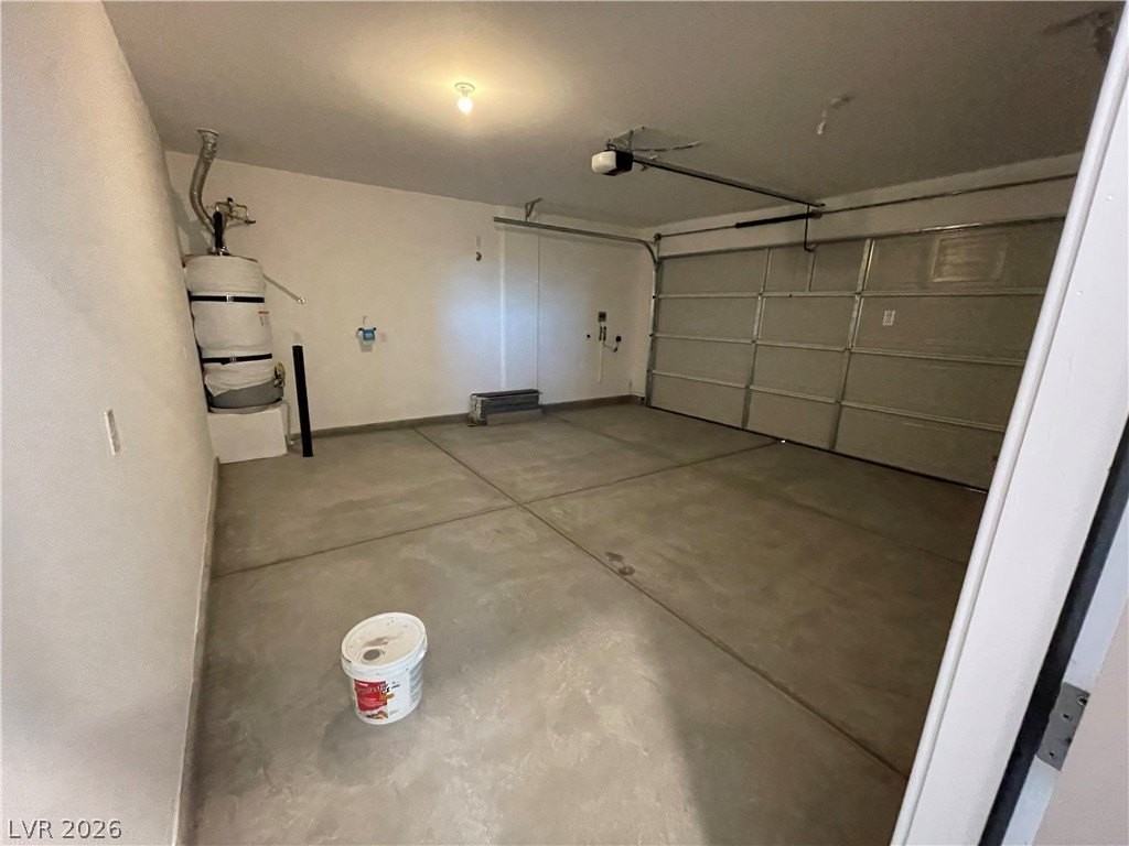 12413 Harbor Isle Ave - Photo 6 of 34
