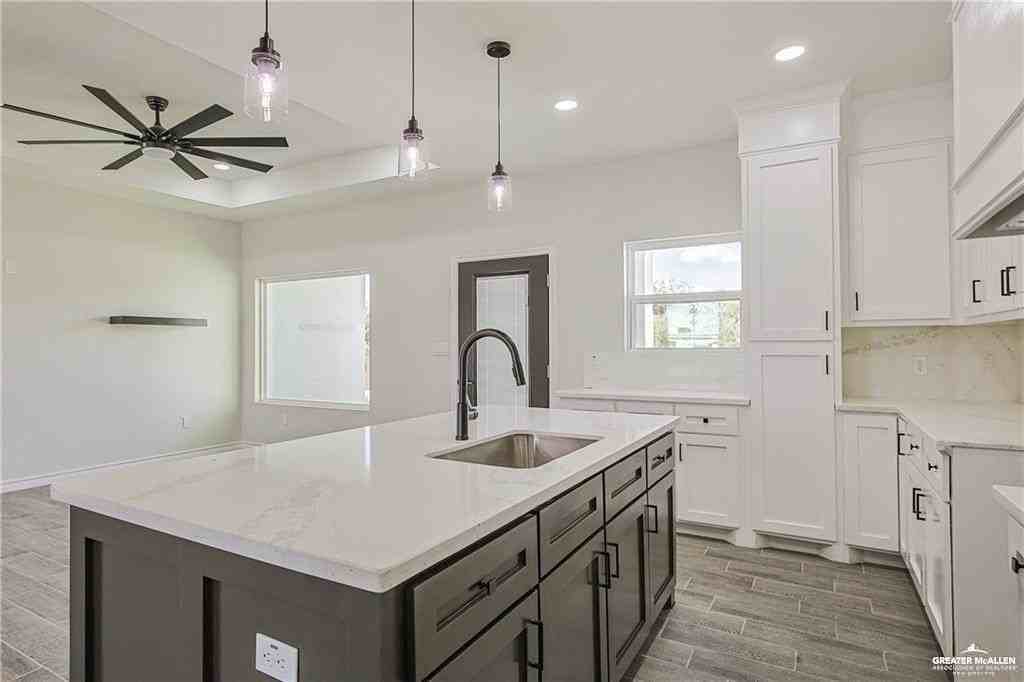 2602 Sunrise Ln - Photo 6 of 16