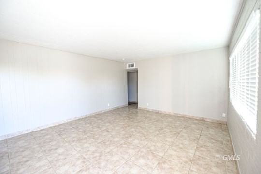 1120 E Crestwood Dr - Photo 3 of 23