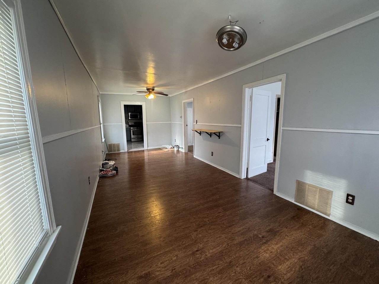 17125 Dora St - Photo 3 of 10