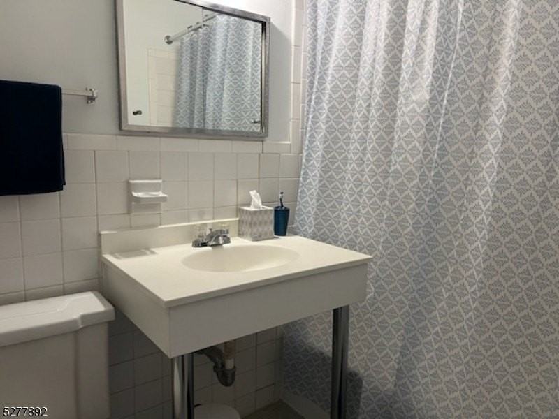 123 Milligan Pl #B - Photo 4 of 5