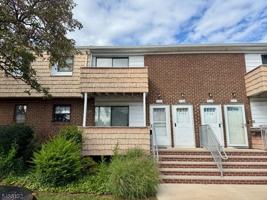 featured image of 3102 Cromwell Ct