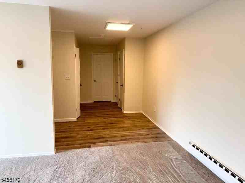 3102 Cromwell Ct - Photo 5 of 9