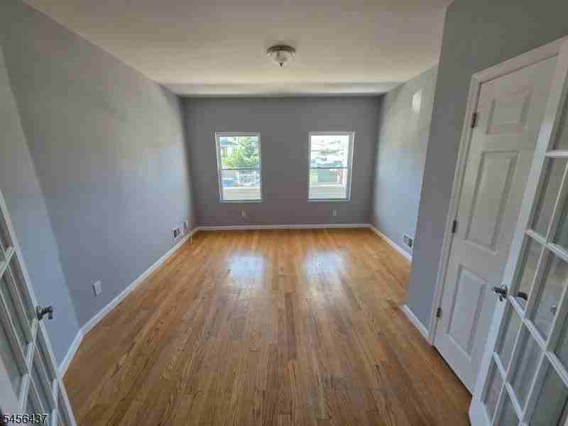 245 Marshall St #1 - Photo 2 of 8
