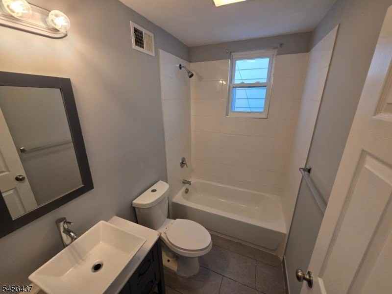 245 Marshall St #1 - Photo 6 of 8