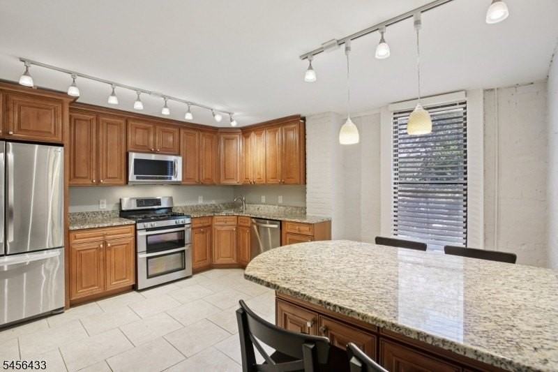 61-A Western Ave - Photo 4 of 18