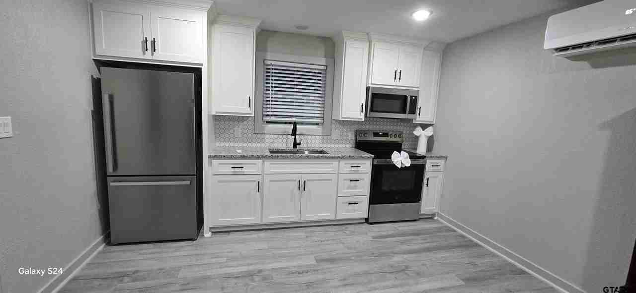 10202 County Road 2254 - Photo 3 of 10