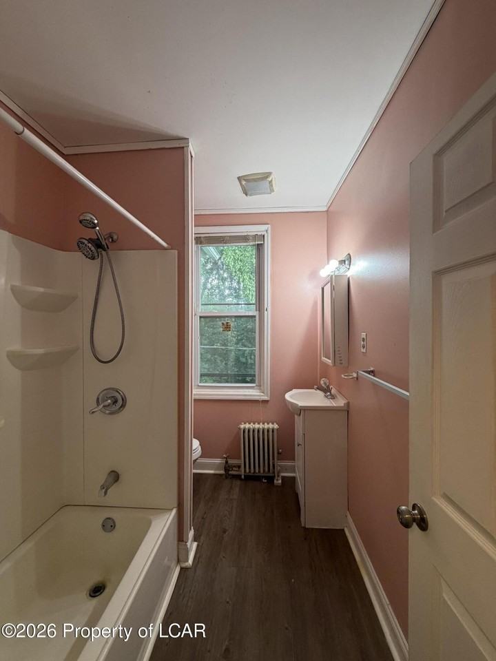 35 Simpson St #2ndFL - Photo 3 of 9