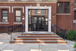 275 Harrison Ave #C3 - Photo 1 of 1