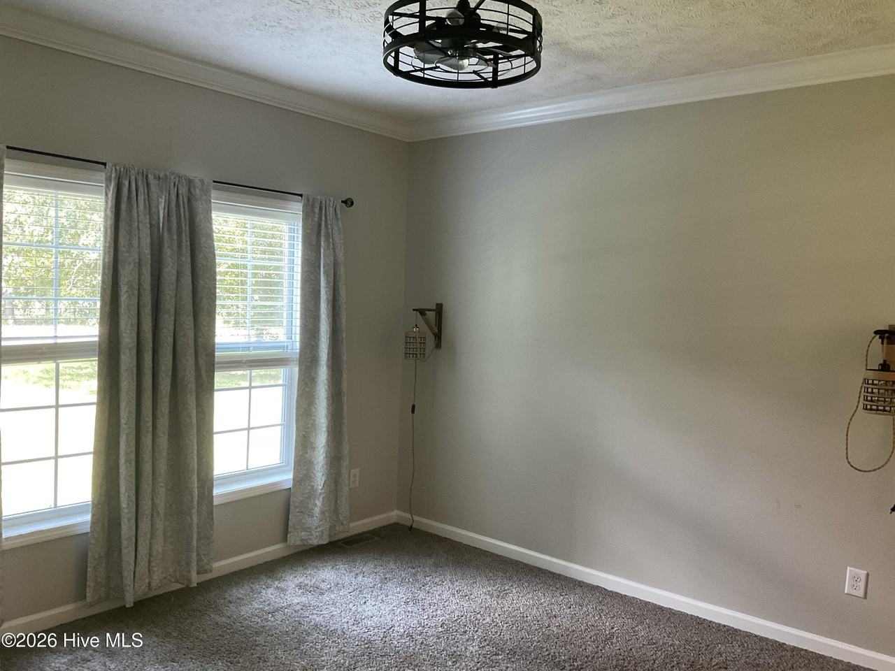 173 Cowell Ln - Photo 7 of 9