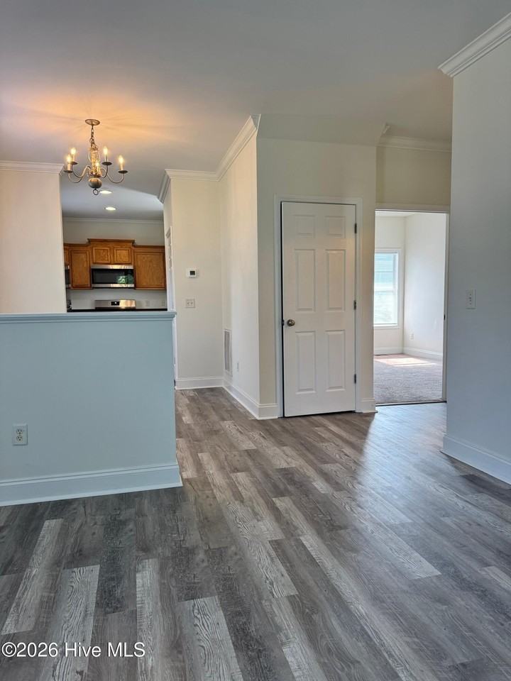 308 N 30th St - Photo 3 of 25