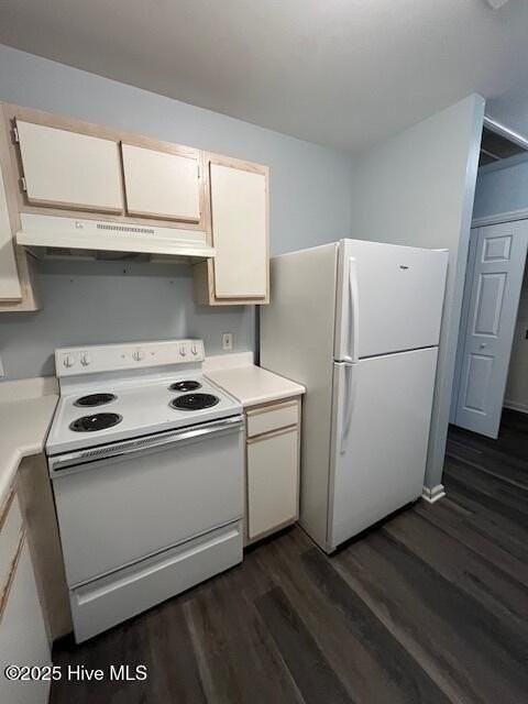 4804 College Rd S #54 - Photo 6 of 30