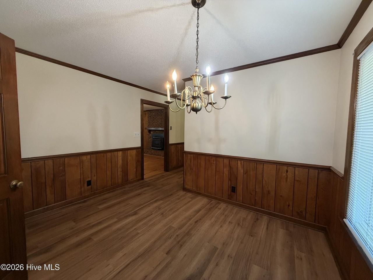 124 Rock Creek Dr S - Photo 4 of 16
