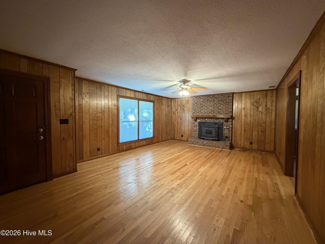 124 Rock Creek Dr S - Photo 6 of 16