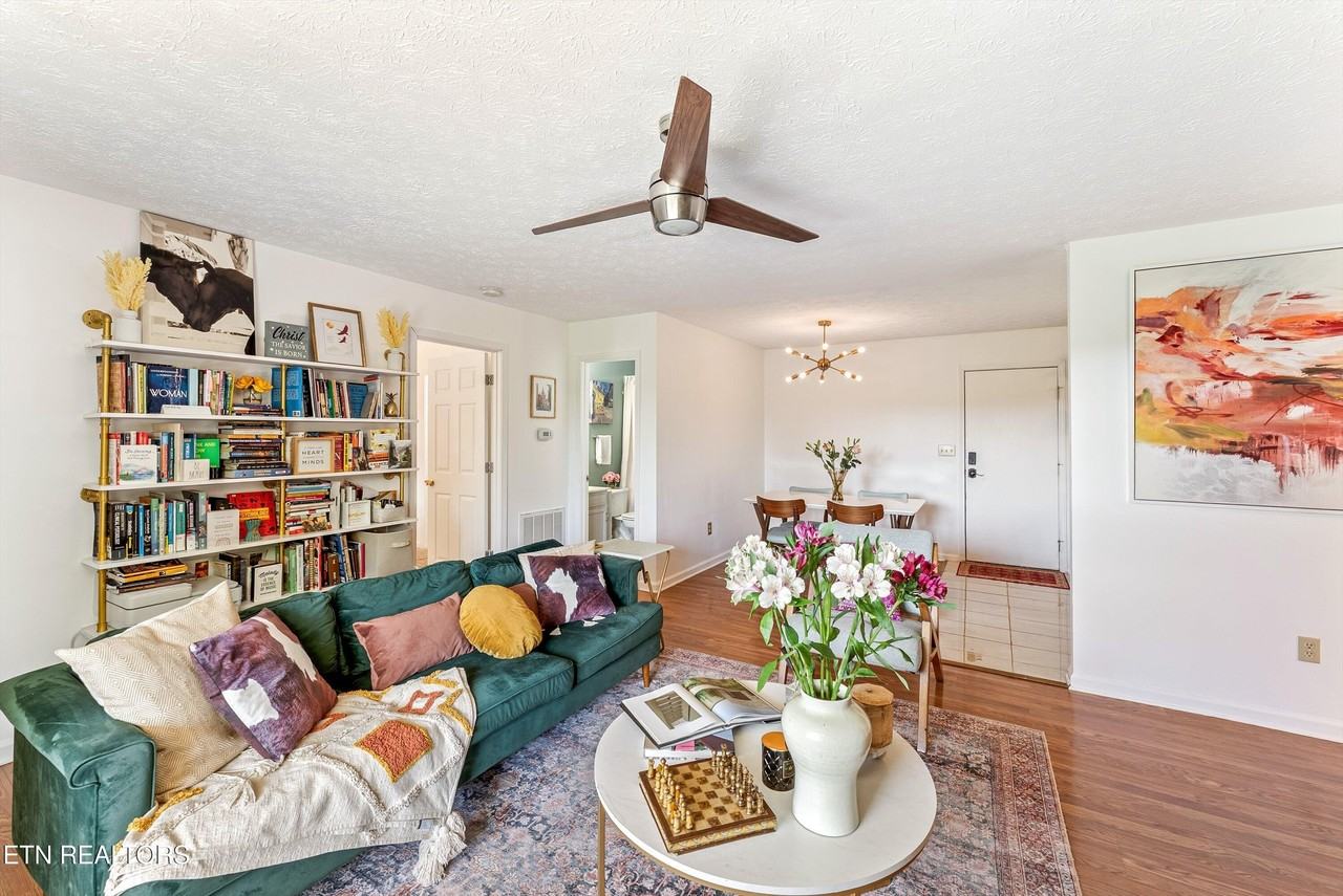 1720 Moon Ct #1 - Photo 4 of 42
