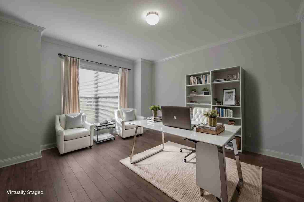 4155 Sperling Dr - Photo 3 of 34