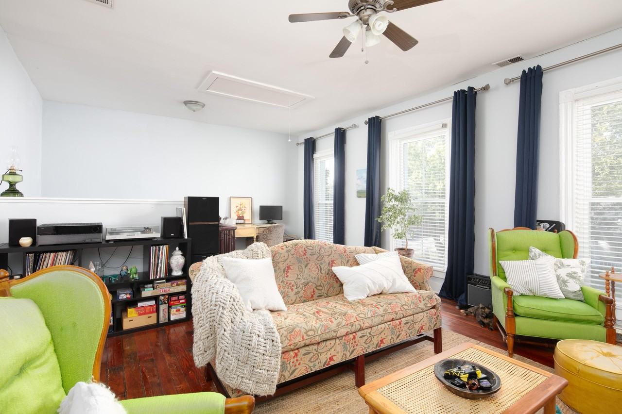 357 E Third St #B - Photo 4 of 15
