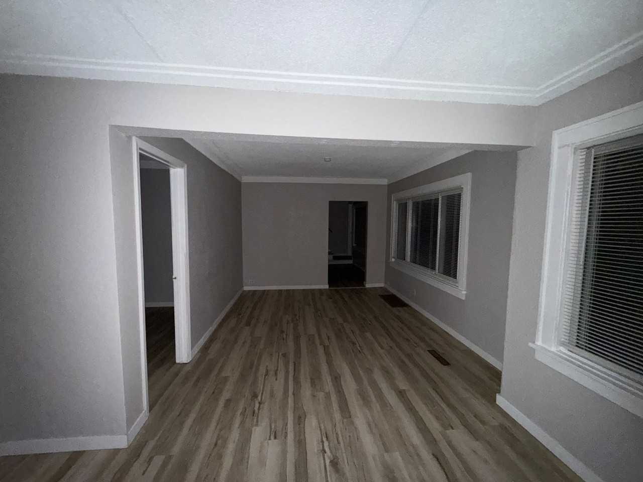 4360 Zane Ave N - Photo 2 of 14
