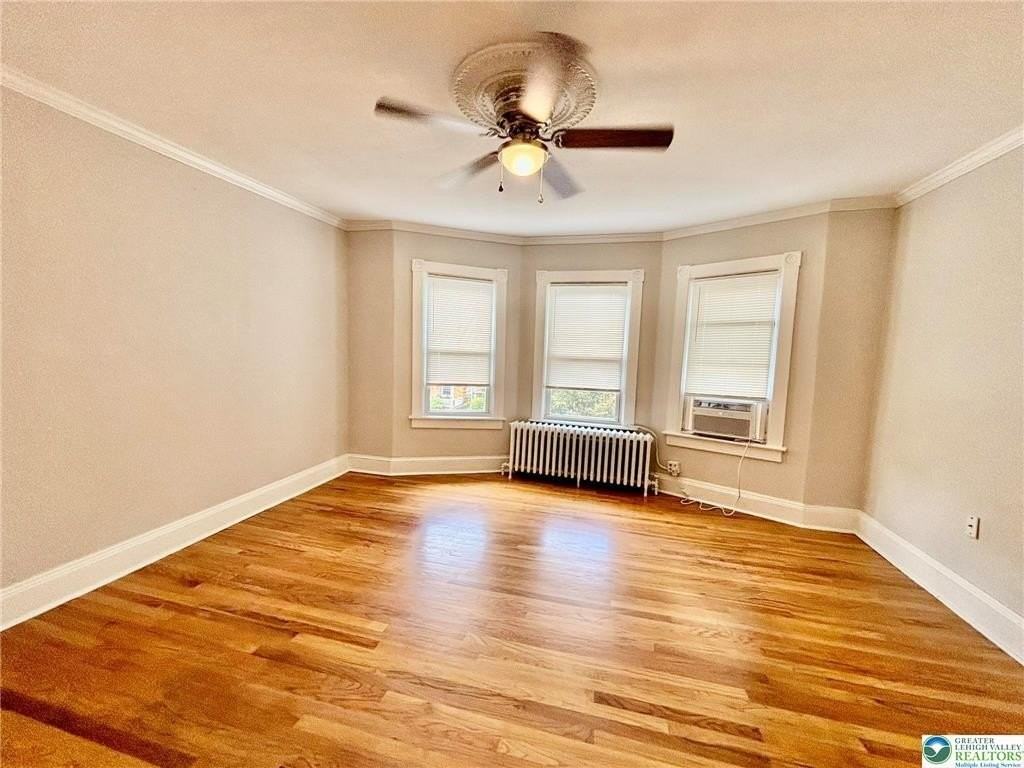 1840 Fairview Ave - Photo 7 of 11