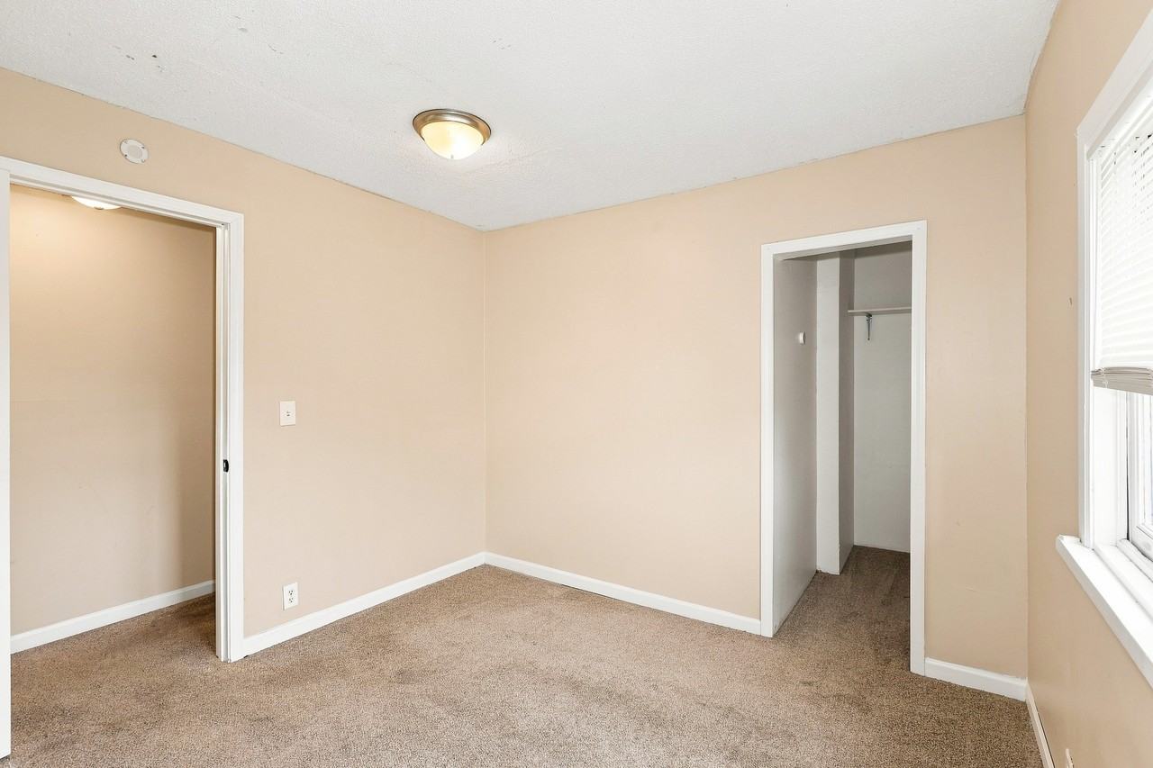 1097 Suburban Ave #2 - Photo 5 of 25