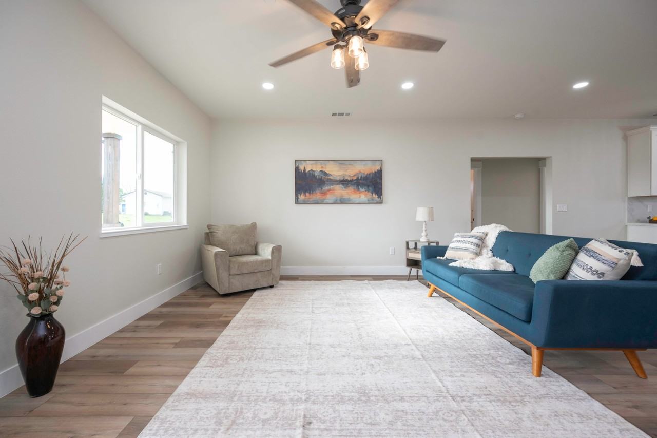 2775 Village Dr #1 - Photo 4 of 11