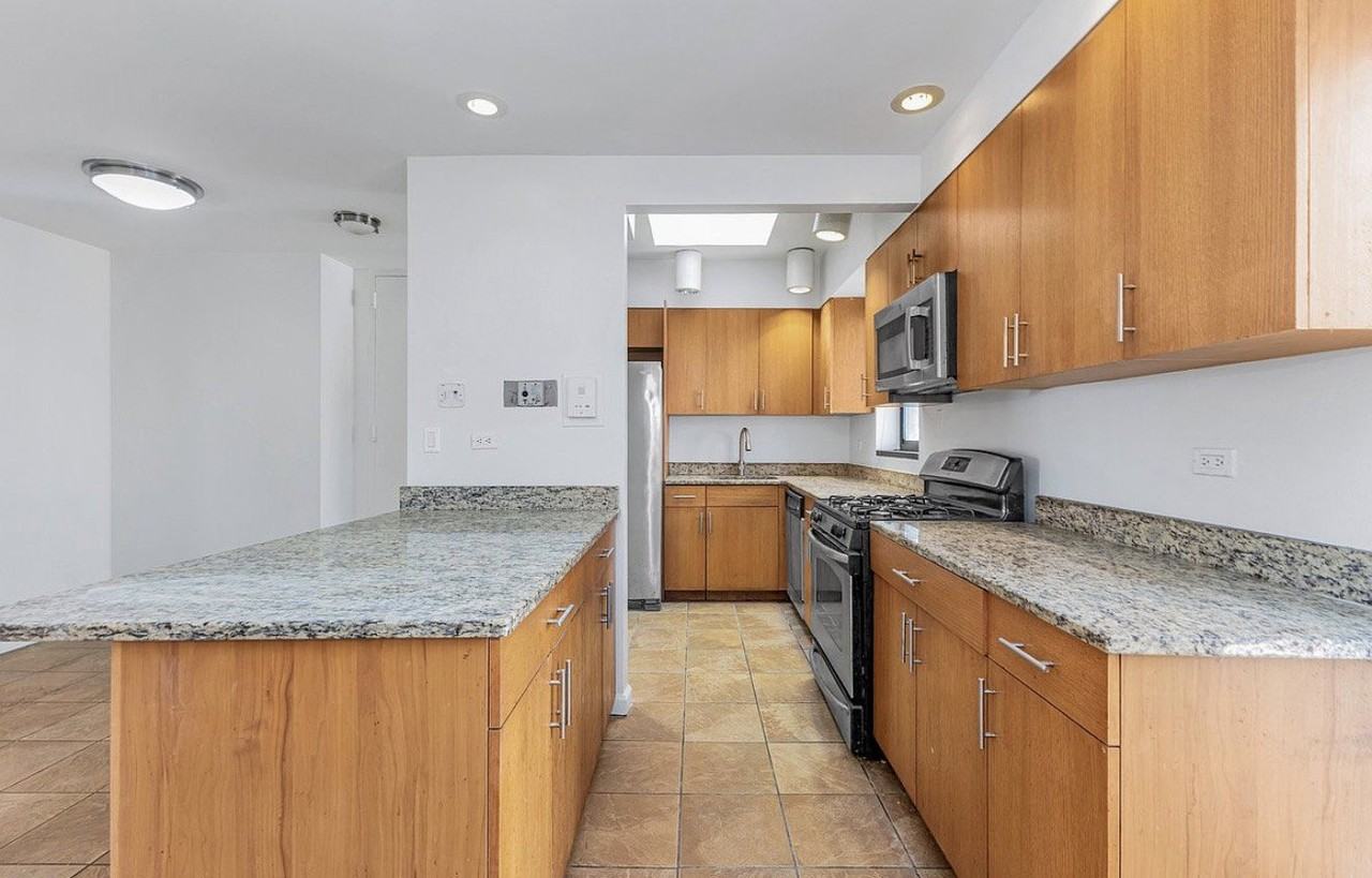 360 E 57th St #PHAA - Photo 5 of 8
