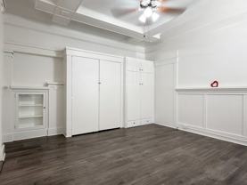 LB1153 - Photo 1 of 1