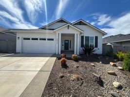 featured image of 3844 Arena Dr