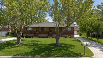 featured image of 4160 Adams Ave