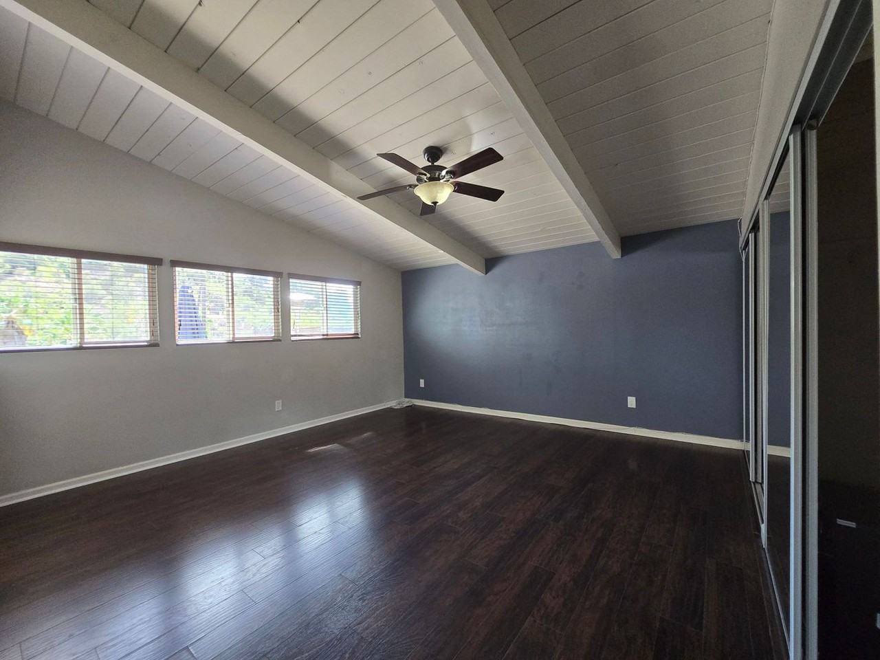 5539 Baja Dr - Photo 3 of 45