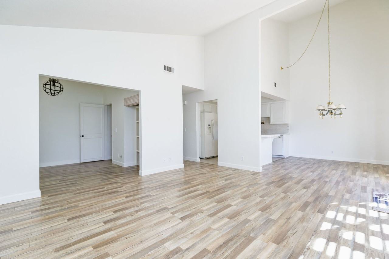 203 Donegal Ave - Photo 3 of 17