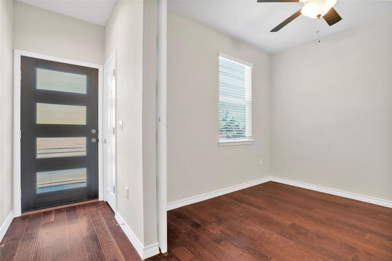 5412 Golden Canary Ln - Photo 4 of 22