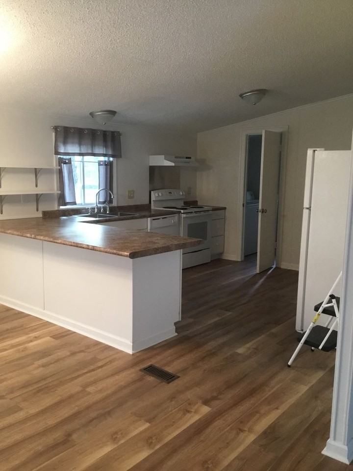 3996 First St Sw - Photo 5 of 15