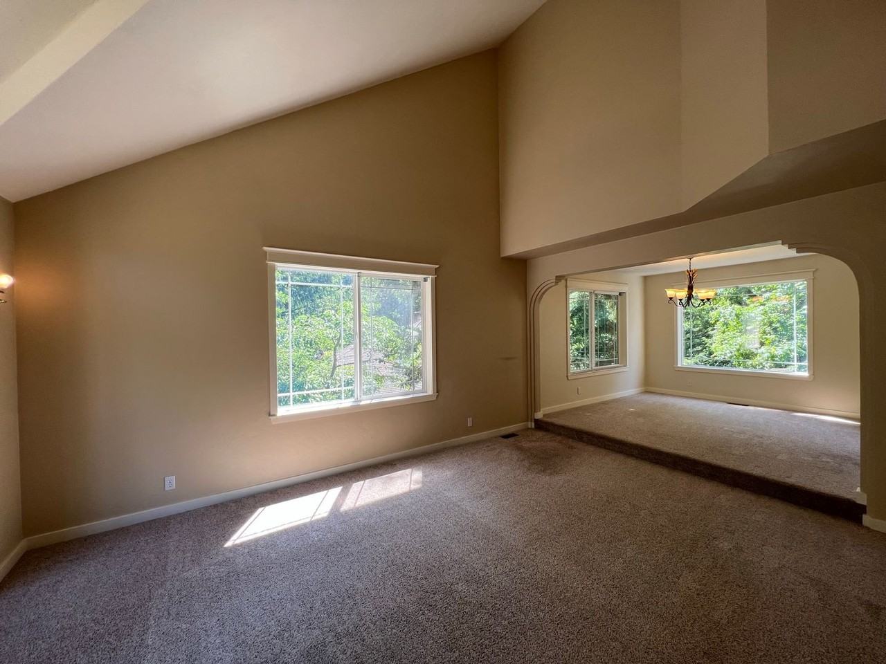 3926 Shasta View St - Photo 4 of 50