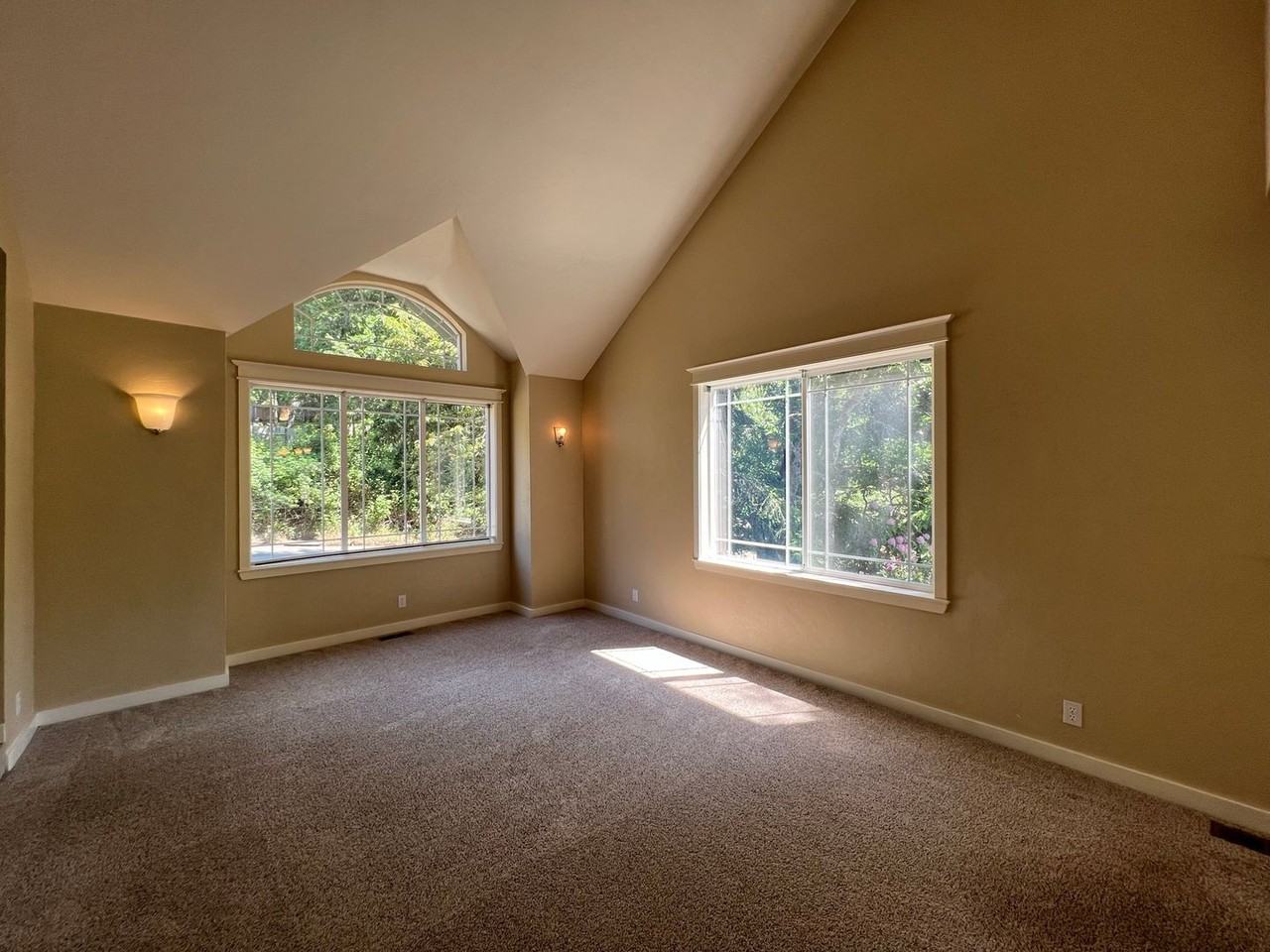 3926 Shasta View St - Photo 6 of 50