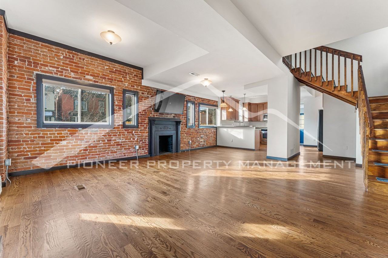 3503 N Franklin St - Photo 3 of 21