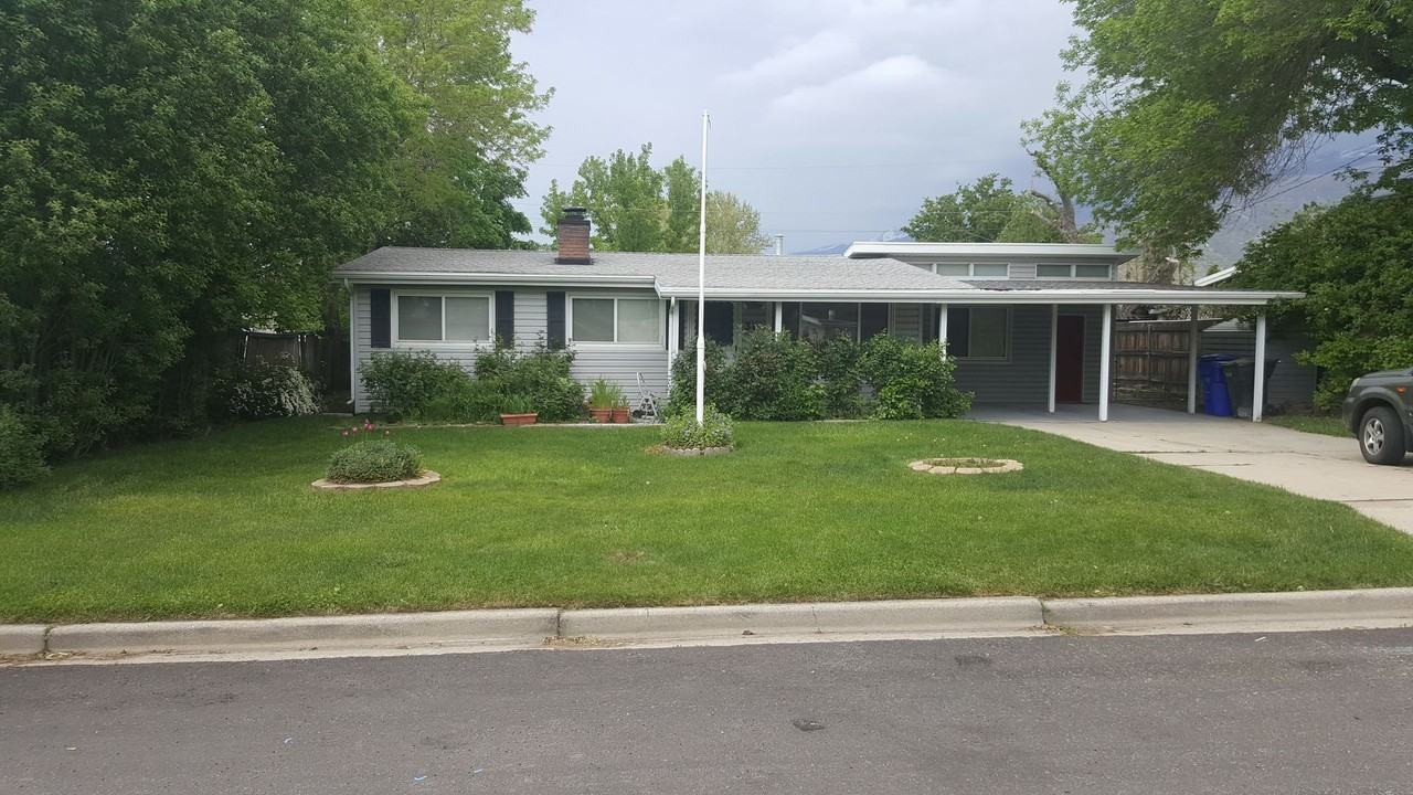 314 W 1200 N - Photo 2 of 30