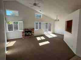featured image of 512 Toyon Pl