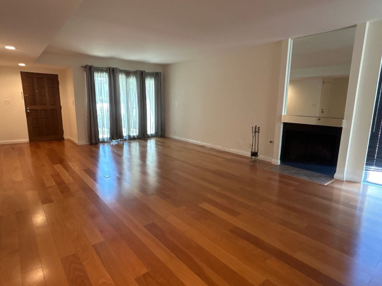 400 S Garfield Ave #1 - Photo 3 of 23