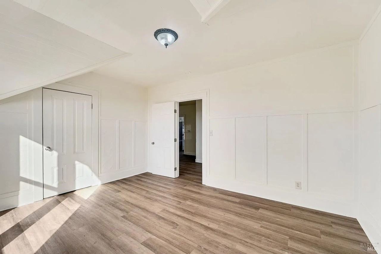 706 Santa Clara St #B - Photo 3 of 20