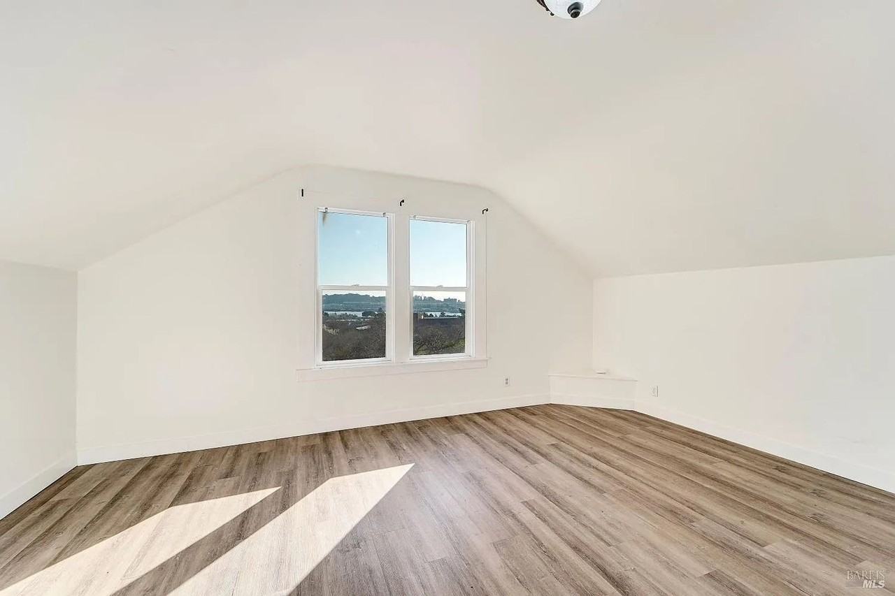 706 Santa Clara St #B - Photo 7 of 20