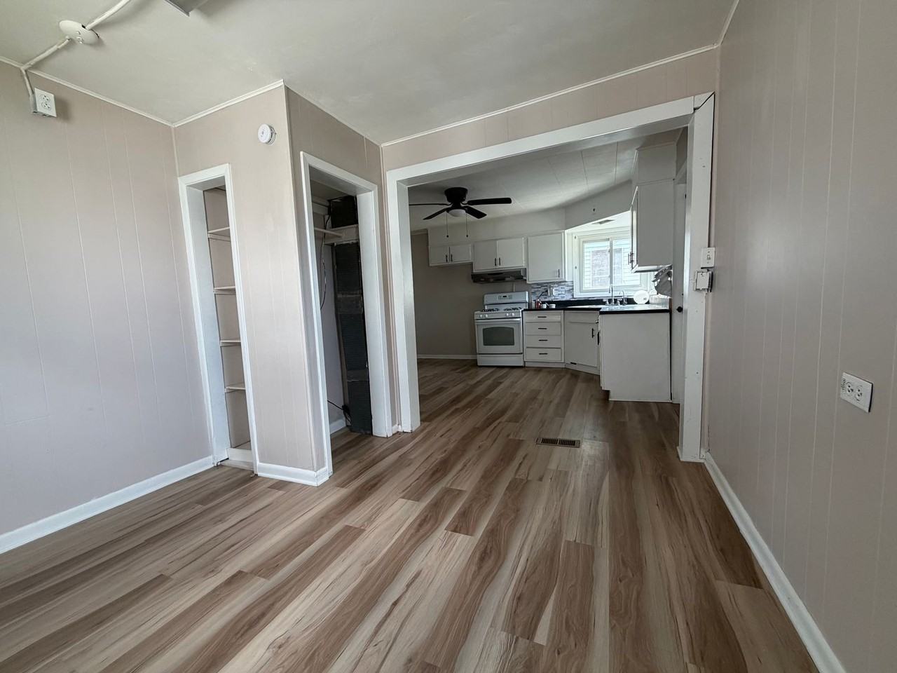 3644 W 47th St - Photo 5 of 14