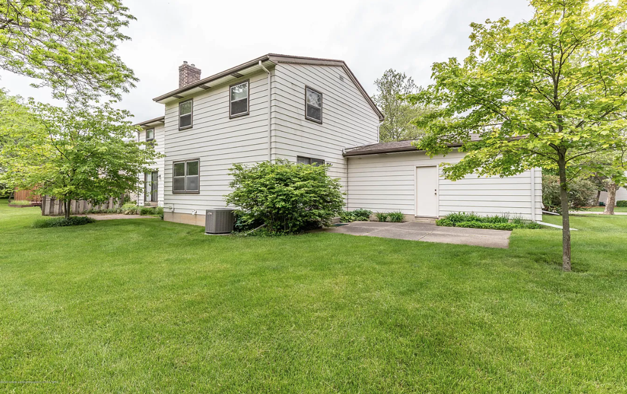601 Woodingham Dr - Photo 5 of 39