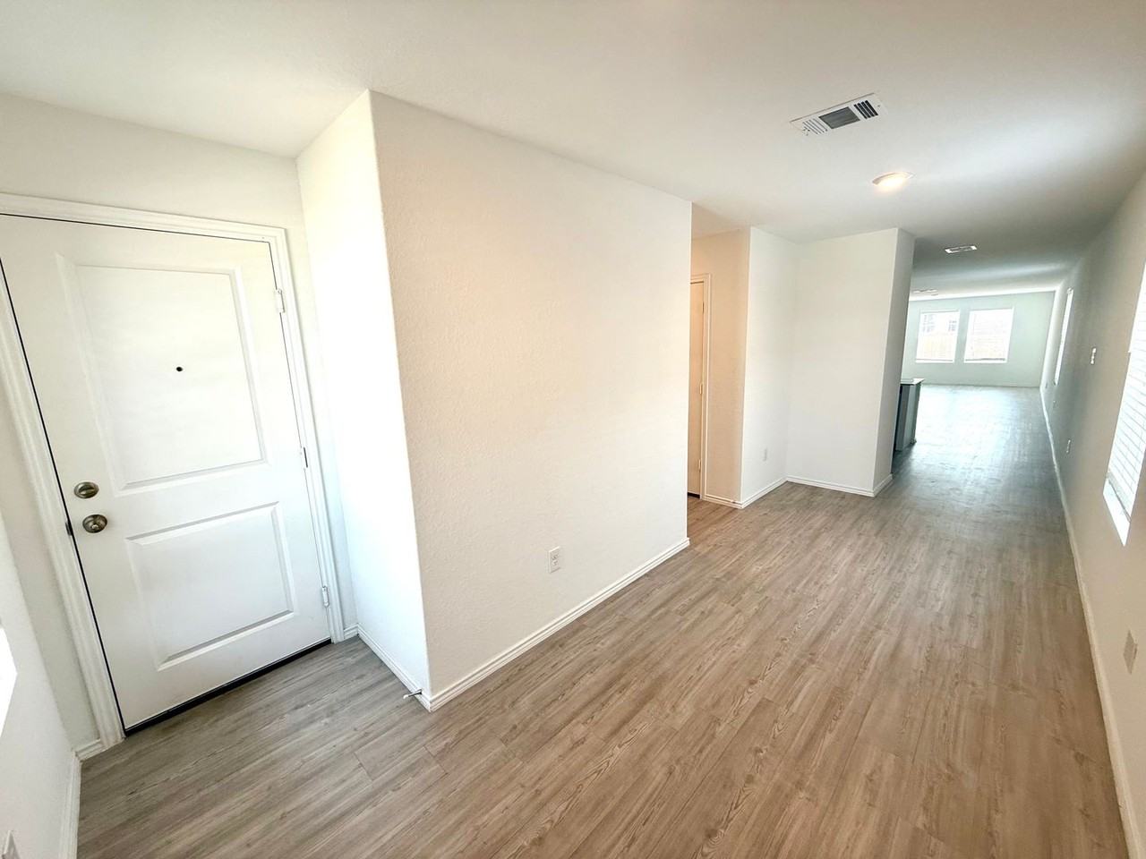 14530 Payton Flts - Photo 2 of 25