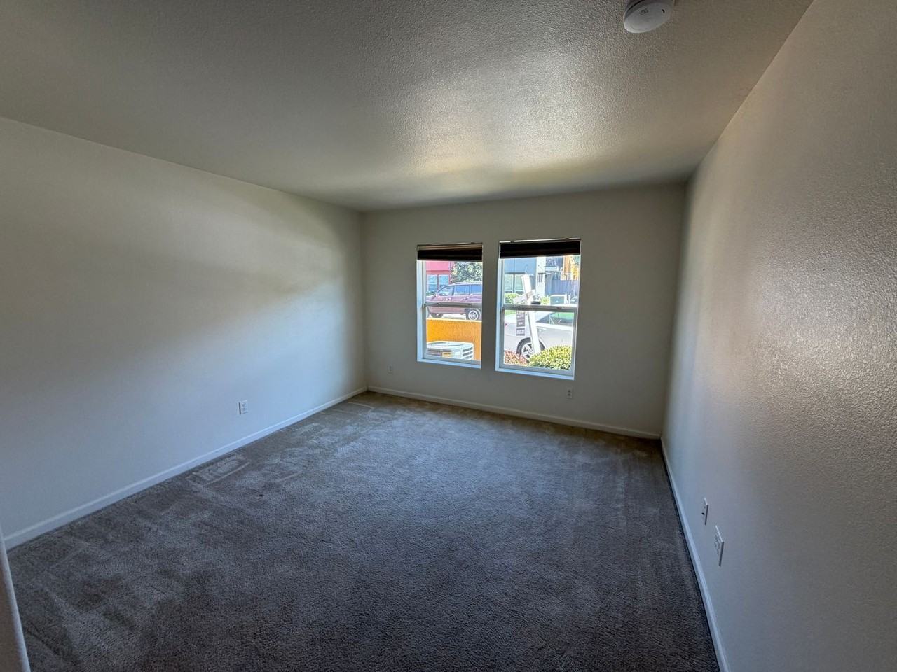 10847 Wraysbury Way - Photo 5 of 31
