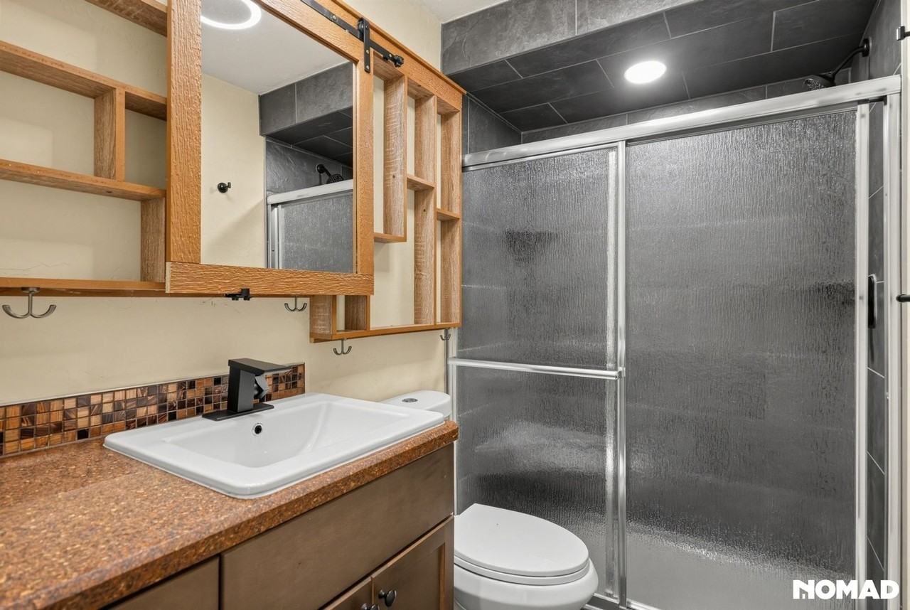 361 Randles St - Photo 7 of 15