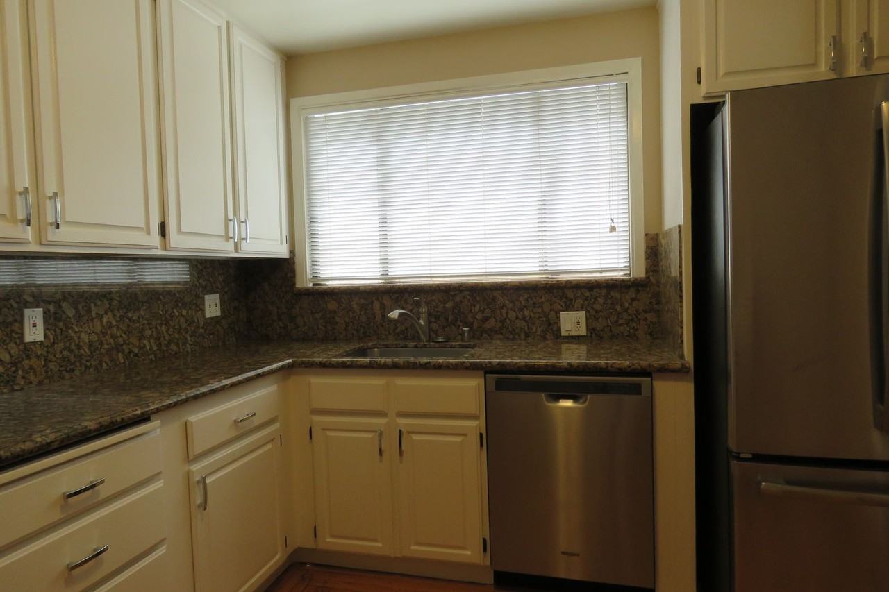 49 Dellbrook Ave - Photo 6 of 29